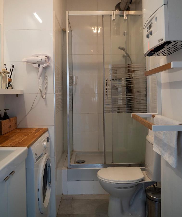 Apartament Almonia Wrocław Exteriör bild